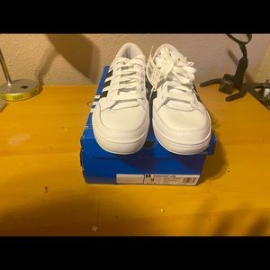 White/Black Adidas Hardcourt